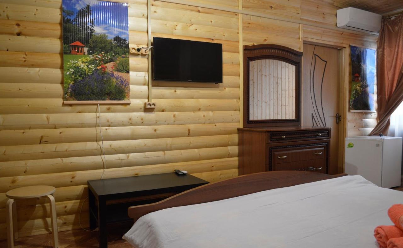 Абхазская Усадьба Hotell Gagry Eksteriør bilde