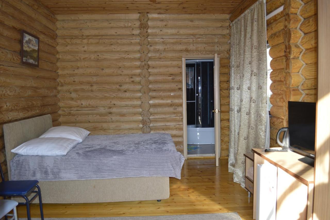 Абхазская Усадьба Hotell Gagry Eksteriør bilde
